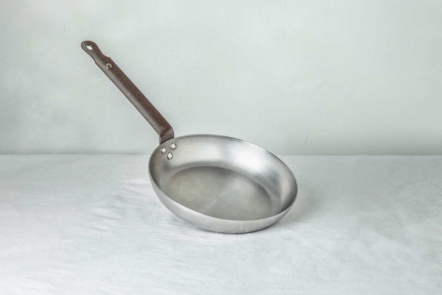 8.5" Carbon Steel Pan by Sardel