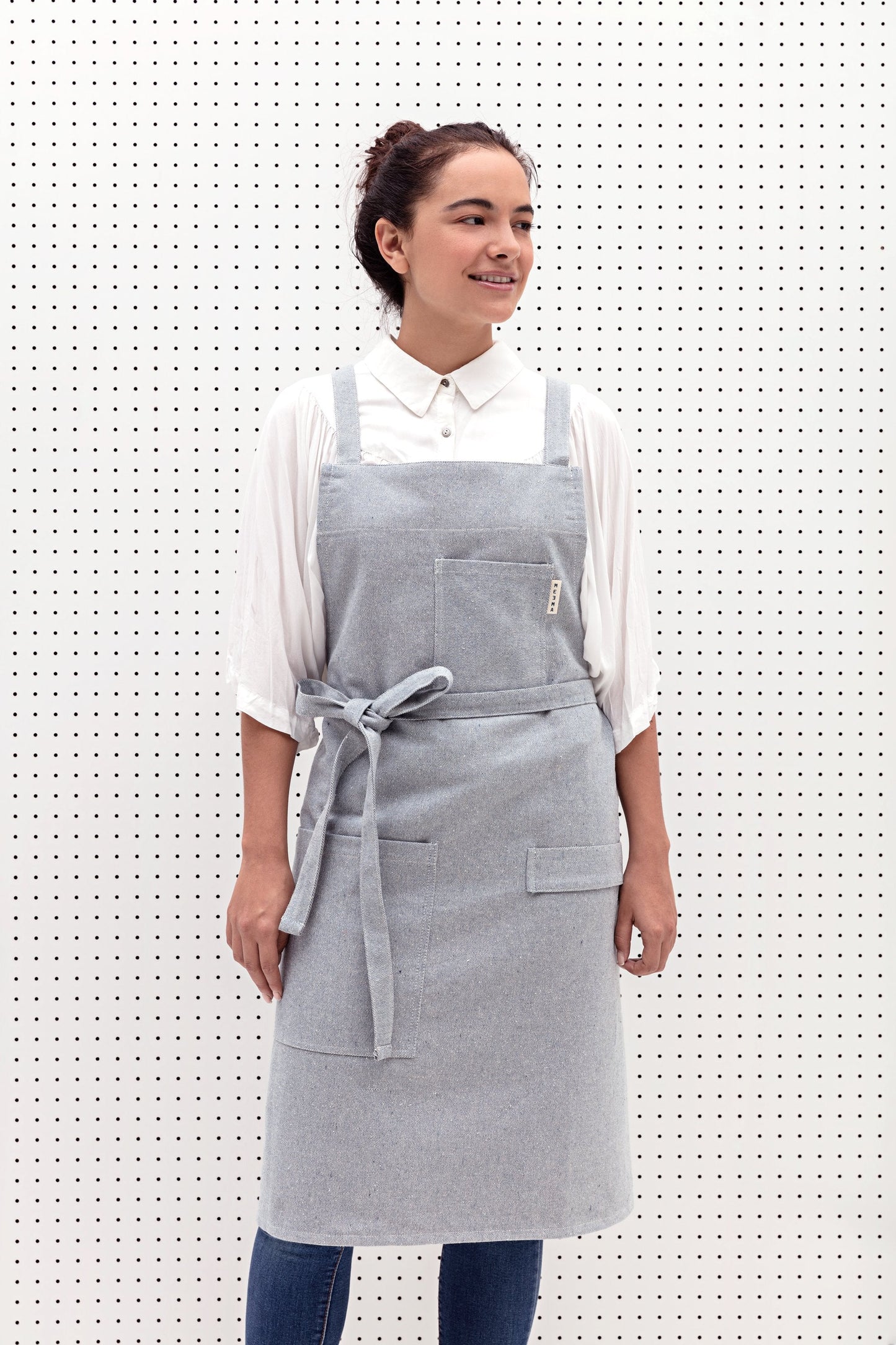 Crossback Bib Apron by MEEMA