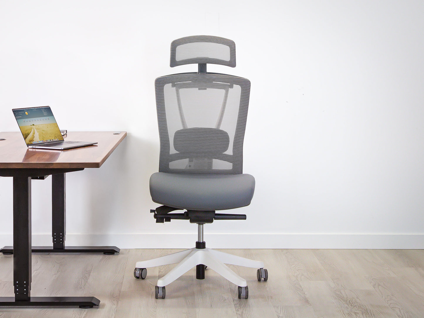 AeryChair - Ergonomic Armless Chair by EFFYDESK