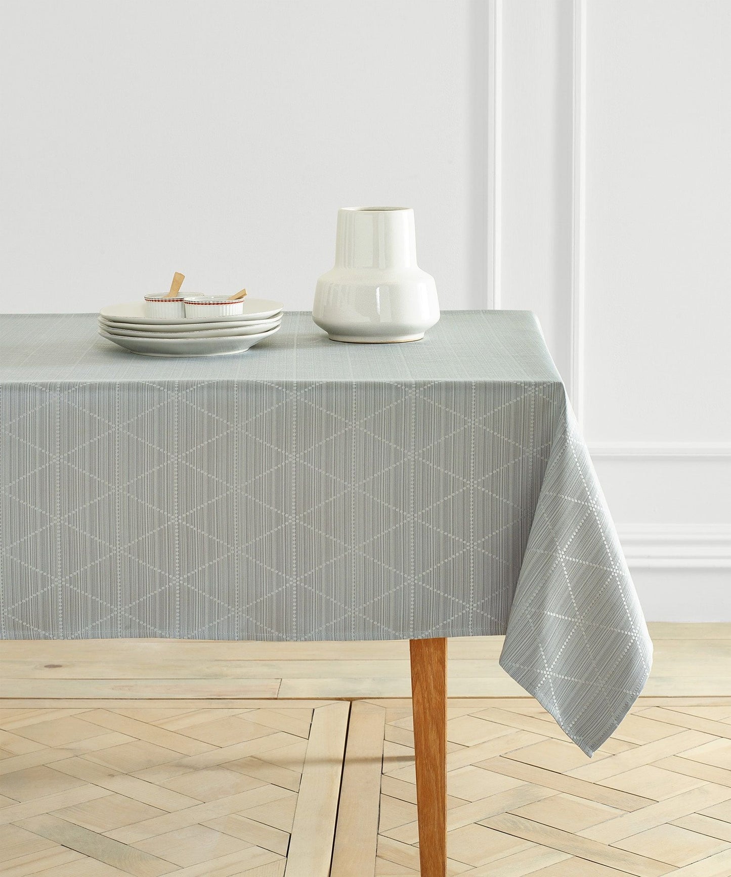 Emerson Diamond Jacquard Tablecloth by Blue Loom