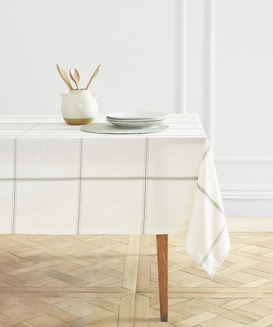 Blake Farmhouse Plaid Tablecloth by Blue Loom