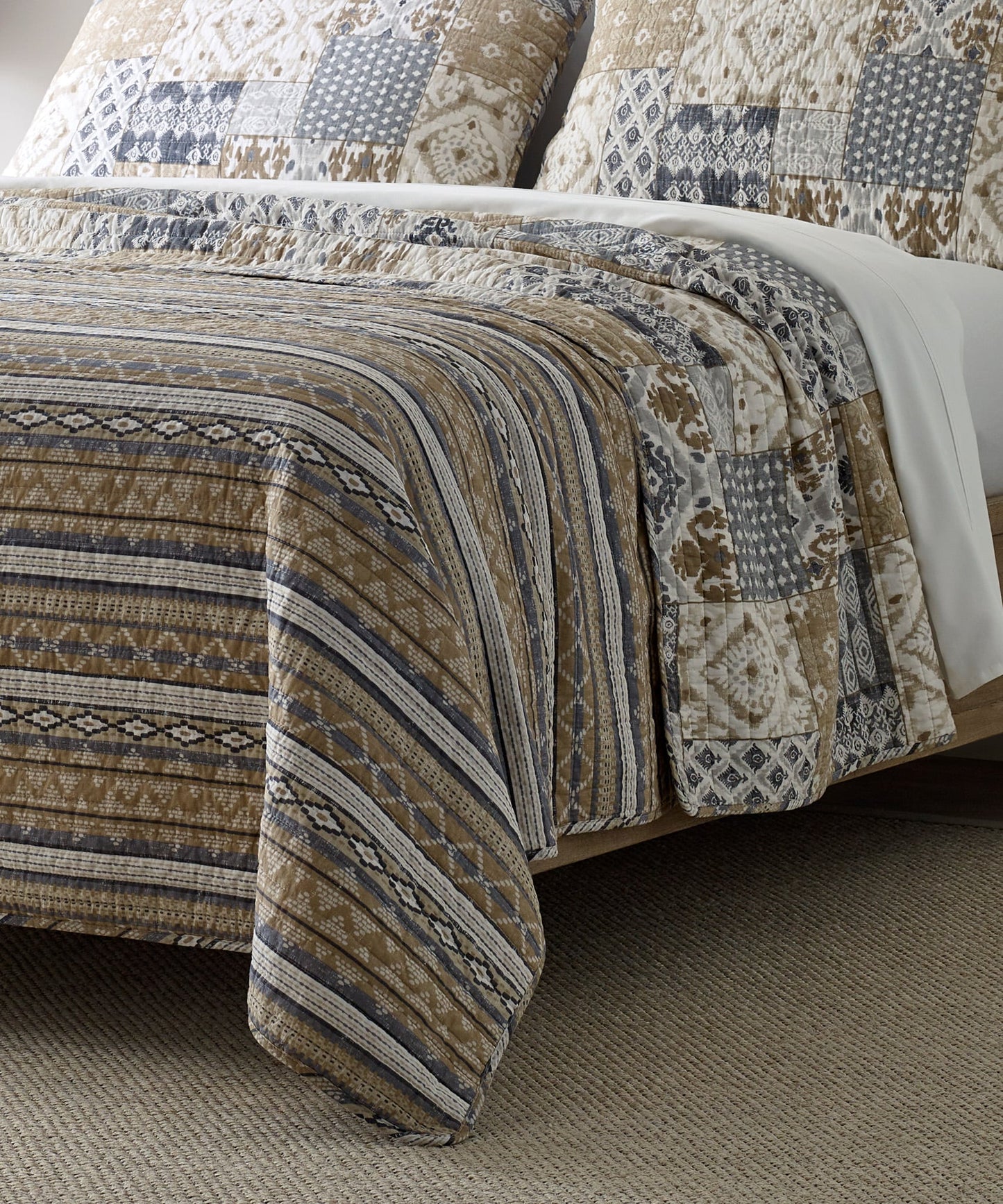 Raja Reversible Print Quilt Set by Blue Loom