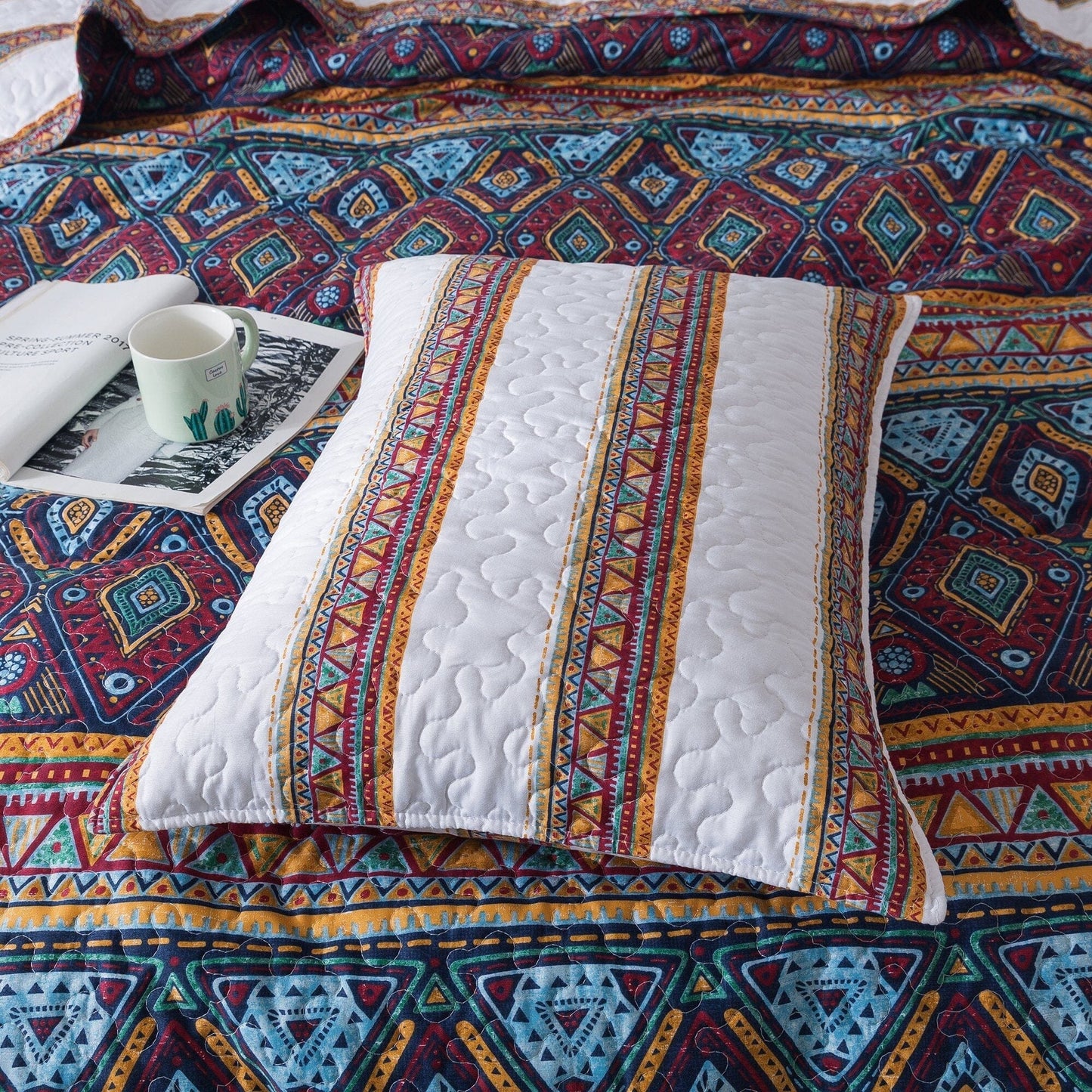 DaDa Bedding Southwestern Aztec Bohemian Desert Tribal Quilted Bedspread Set (KSX-002) by DaDa Bedding Collection