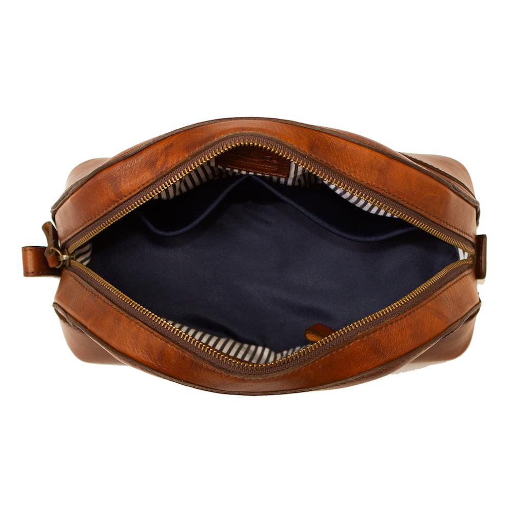 Heritage Leather Stateroom Wash Bag by Mission Mercantile Leather Goods