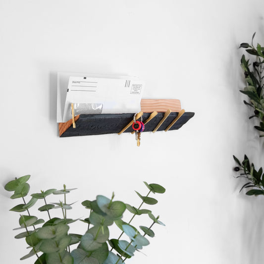 Re-entry entryway shelf by Formr