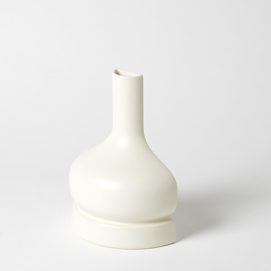 Giles Vases by Mode-De-Vie