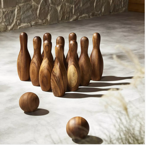 Outdoor Bowling set by Mode-De-Vie