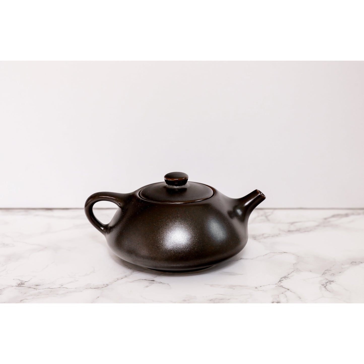 Kona Sauce/Tea Pot by Tuxton Home